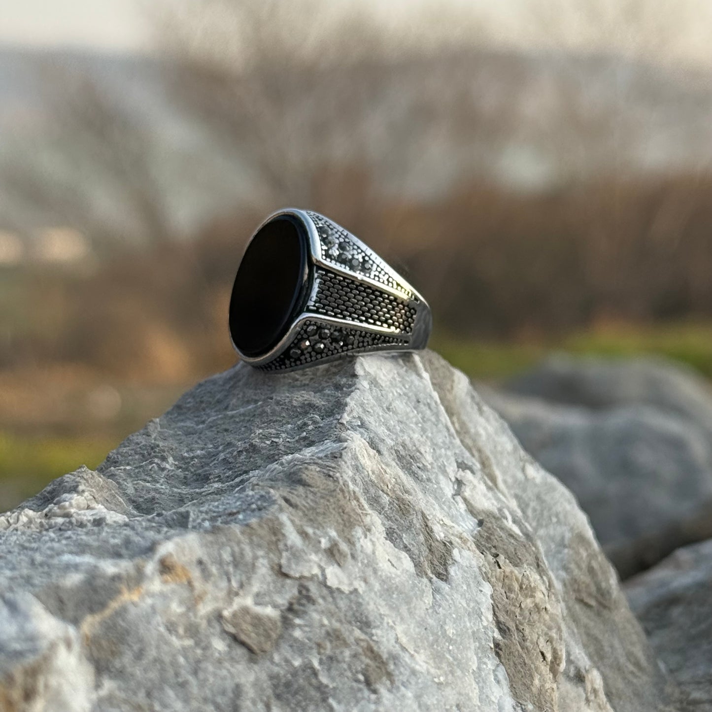 Deal of 7 — 6 rings (Neelum, Black Aqeeq & Feroza Rings with 5 Perfume Kit )| Top Selling Combo Note: Ring size will be confirmed after your order is received.