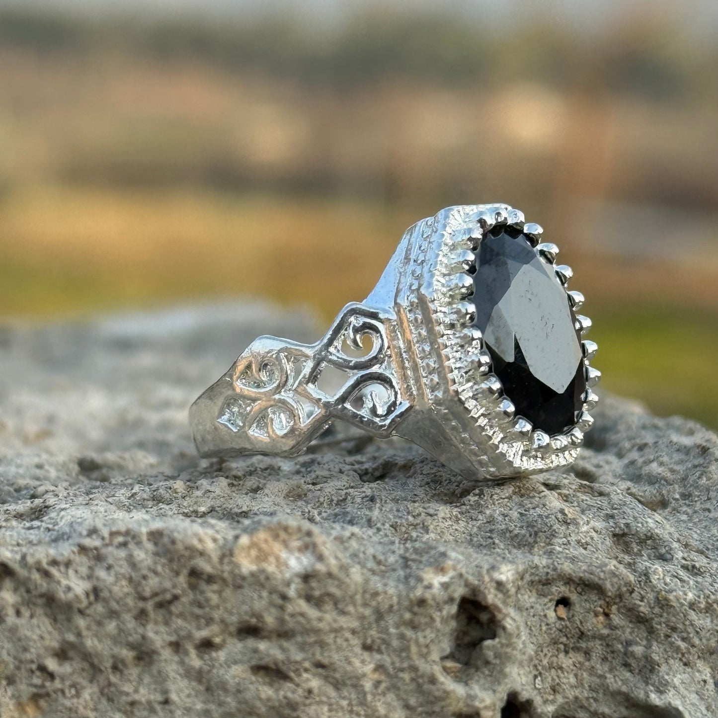Special Combo Offer — Black Aqeeq Turkish Ring + 5 Premium Perfume Kit | Top-Selling Fragrances | Free Home Delivery