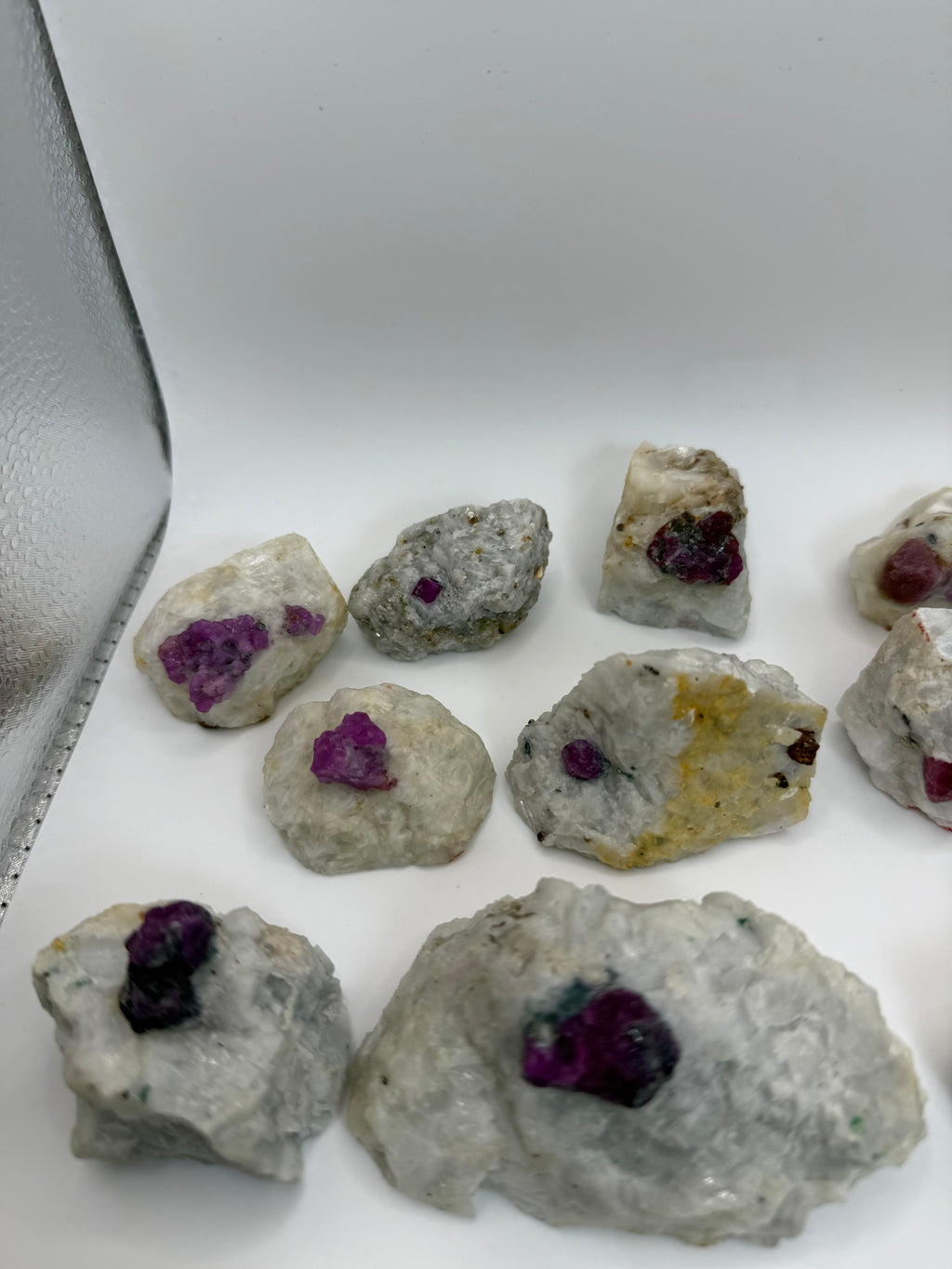 Natural Ruby Specimen Lot from Hunza Valley – 1.20 KG (17 Pieces)