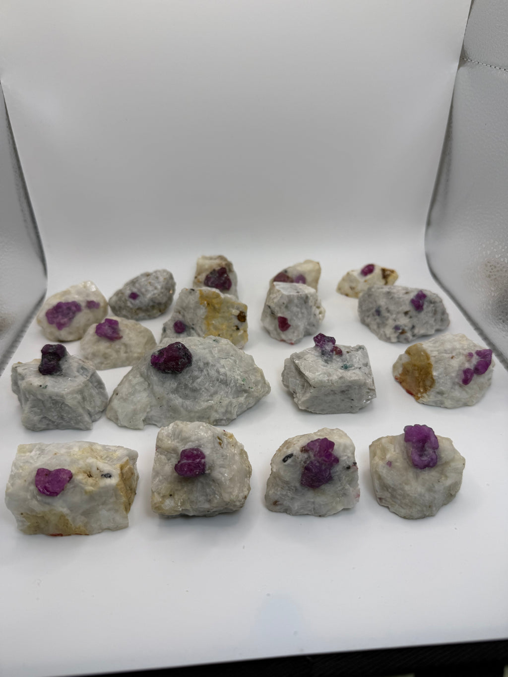 Natural Ruby Specimen Lot from Hunza Valley – 1.20 KG (17 Pieces)